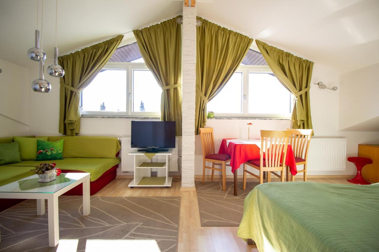 Garden Apartments Jansa Radovljica Pokój zdjęcie