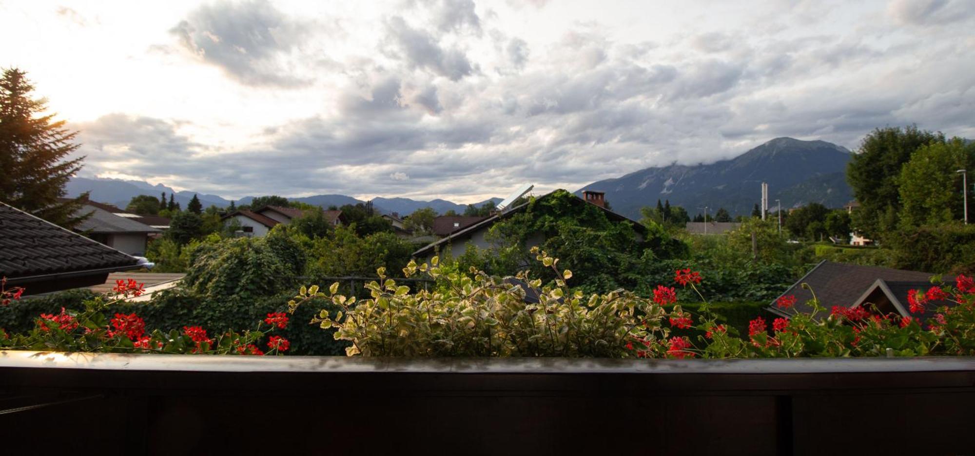 Garden Apartments Jansa Radovljica Pokój zdjęcie